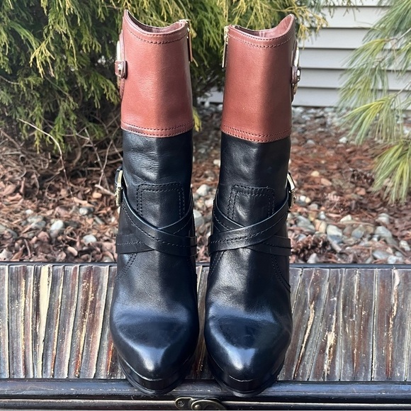 🌟HP🌟Michael Kors “Stockard” Leather Platform Stiletto Boot Black/Mocha 8 - Picture 2 of 12